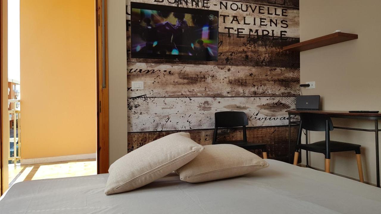 Casalmare Via Asse Appartement Ventimiglia Buitenkant foto